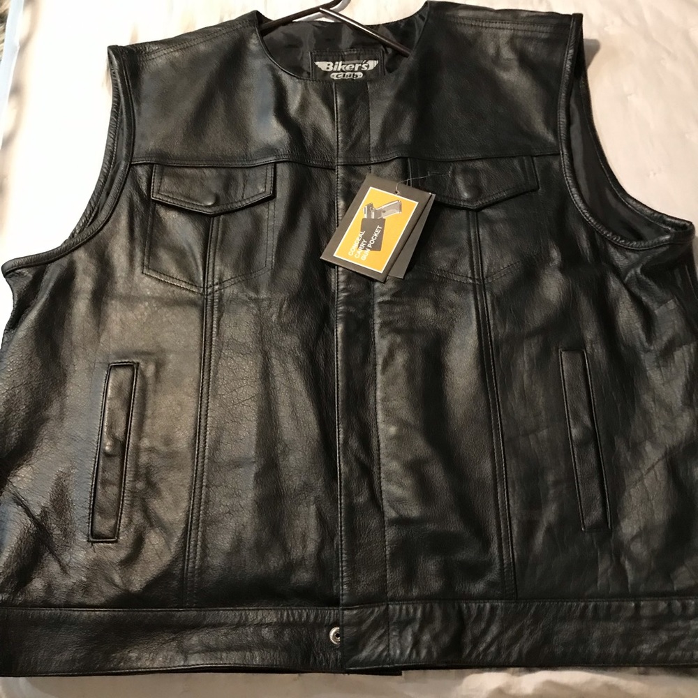 Men’s 4xl leather vest with conceal carry pocket